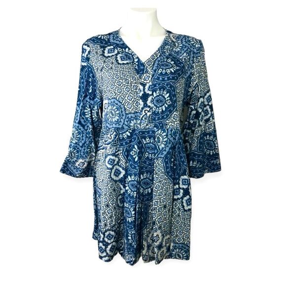 NorthStyle V-Neck Pleated Boho Geometric Pattern 3/4 Sleeve Tunic Size Medium - Picture 2 of 9